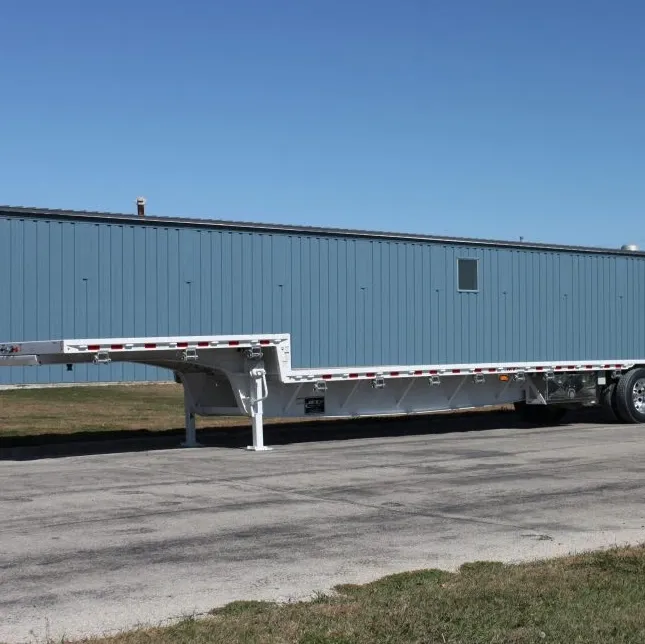 Step deck trailer
